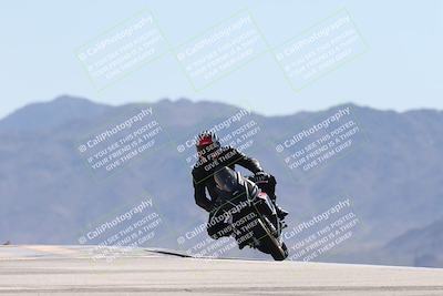 media/Oct-13-2025-Moto Forza (Mon) [[a66d839500]]/3-B Group/Session 4 (Turn 9)/